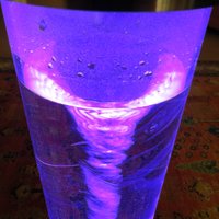 violette Wasserwirbelsäule